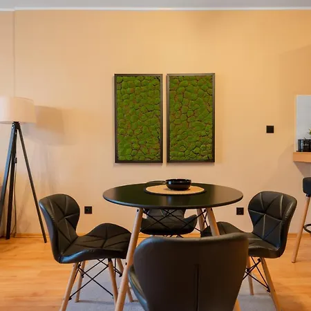 Apartment Cosy Apt Close To Macedonia Square *